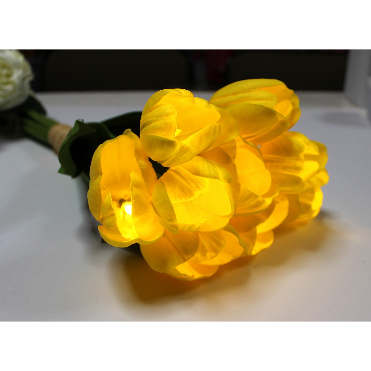 楽天市場 造花 Gracias Ledフラワーチューリップ イエロー 9輪 01 取寄 Ledキャンドル モチーフledキャンドル 手作り 材料 花材通販はなどんやアソシエ