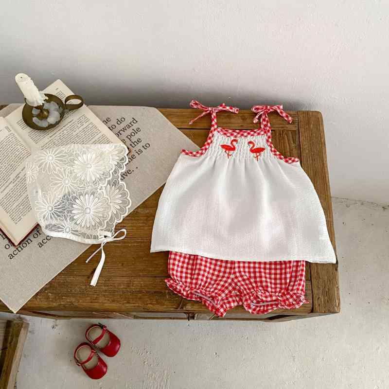 ベビー服 女の子 赤ちゃん 春夏 涼感 セットアップ 刺繍 キャミソール ショートパンツ かわいい 薄手 ポリエステル オフホワイト 普段使い お出かけ ルームウェア