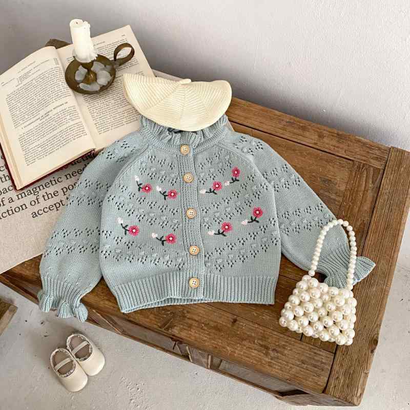 カーディガン ベビー 女の子 乳幼児 春夏 綿 コットン ニット 透かし編み 刺繍 ラッフルスリーブ フレアスリーブ 長袖 丸首 ラウンドネック シングルボタン ミドル丈 羽織り アウター かわいい トレンド感 普段使い お出かけ