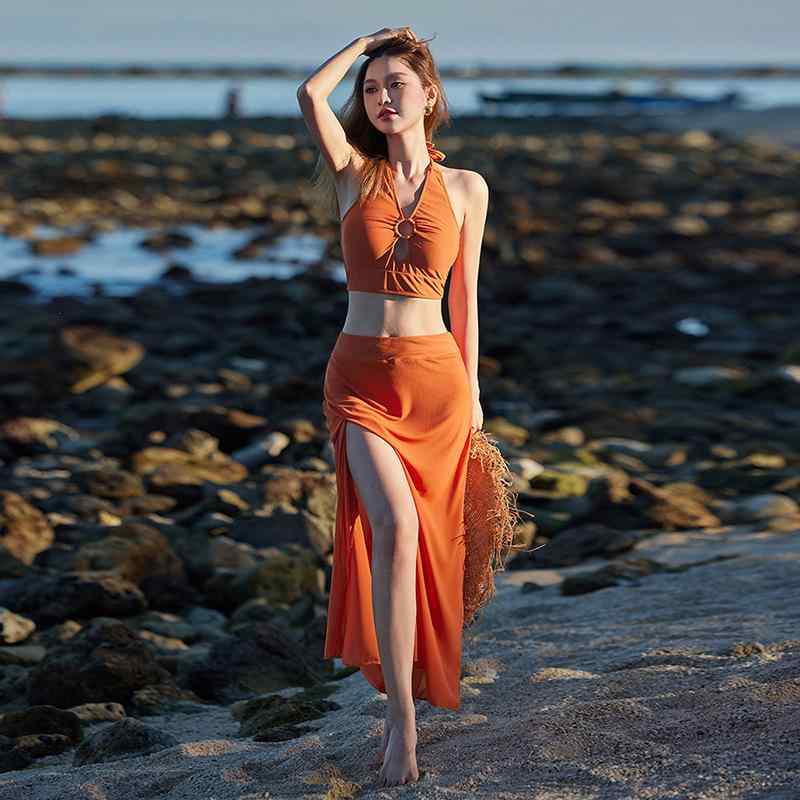 水着 レディース ビキニ セパレート スリーピース ロングスカート ハイウエスト 高級感 温泉 リゾート プール 旅行 カップ付き ワイヤーなし 無地