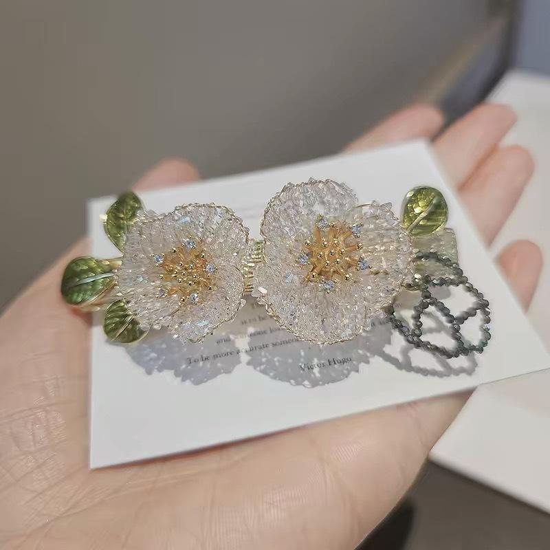 ヘアアクセサリー レディース 椿 カメリア 上品 エレガント 軽奢 手作り ヘアクリップ バネクリップ まとめ髪 アップヘア オフィス デイリー ホワイト ブルー 夏