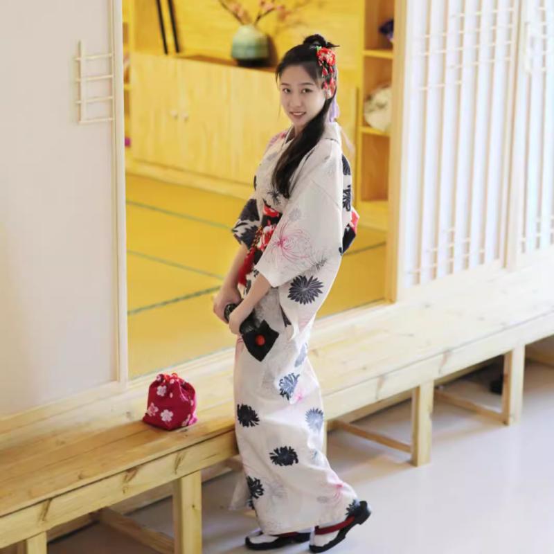 着物 レディース お上さん用 組み換える版 浴衣 ゆかた セットアップ 綿 綿織物 夏物 薄墨色 デージー柄 花柄 レトロ 今めかしい 日系 お召しもの 和装 心地よい 雅びやか 冷やりとした
