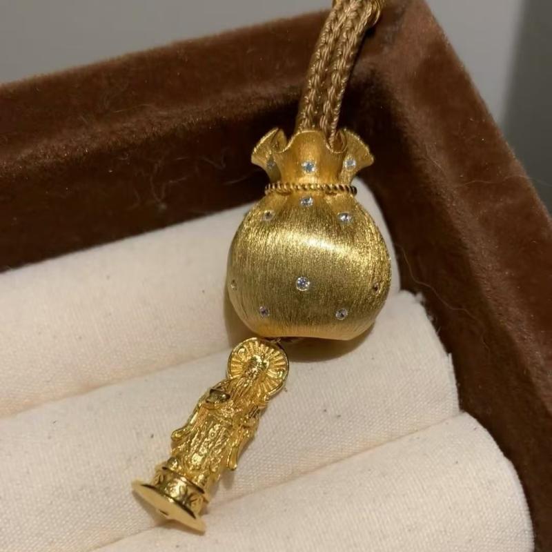 首飾り レディース S925純銀 福袋画題 ロングシャンデリヤ ゴールド 金色 大ぶり 槌目工業 灯し火メッキ工業 赤銅色吊りひも 金運繰り上げる 招福 縁起物 雅びやか