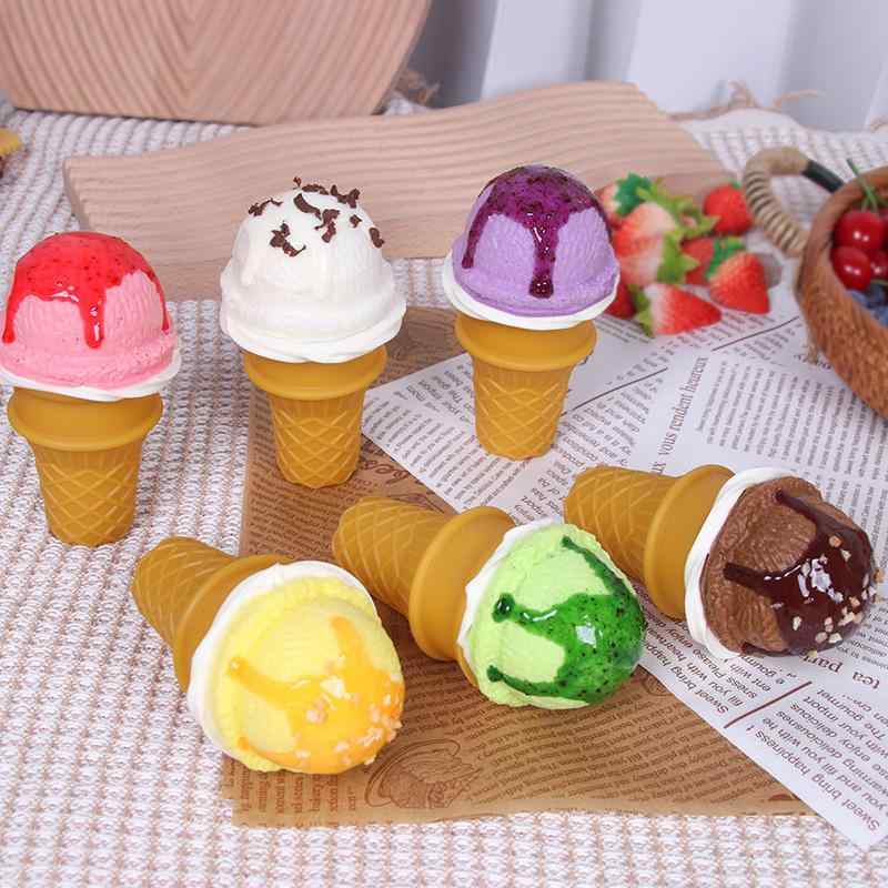 食品サンプル アイスクリーム ソフトクリーム コーン サンデー 業務用 ディスプレイ 店舗用 広告 展示 フェイク リアル PVC製 ピンク ホワイト イエロー グリーン パープル チョコレート