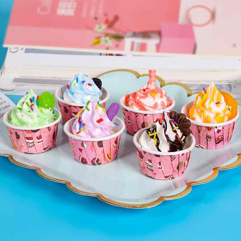 食品サンプル カラフル ミニカップケーキ フェイクスイーツ リアル ホイップ クリーム デザート ディスプレイ 置物 オブジェ