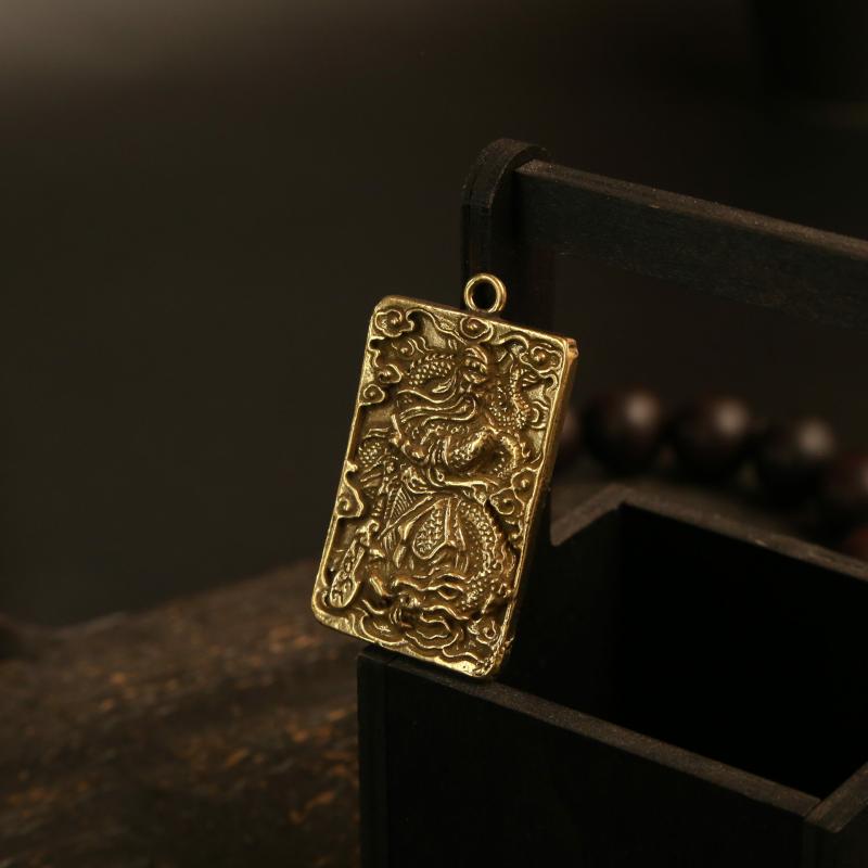 キーホルダー メンズ 成人男性用 金管楽器 巻き龍 関羽 もの忠実やか 真四角お皿 縁起物 開運 足がかりチェーン店 御徒面子惹き付ける シャンデリヤ 同盟罷業さあ美 魔除け 御手手お手伝いさん 添え物