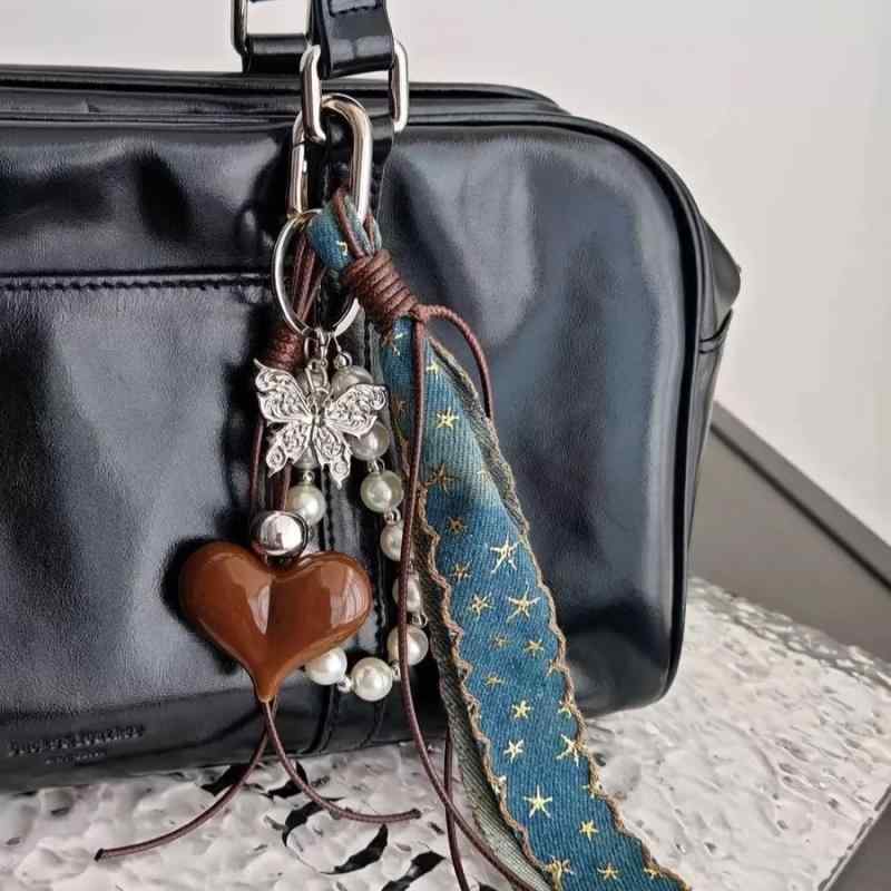 デニムリメイク☆タッセルキーホルダー☆バッグチャーム☆フェザー 楽天市場】Mermaid jewelry バンダナデニムタッセルキーホルダー