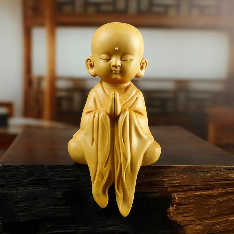 置物 ミニ お坊さん 座禅 ツゲ材 木製 木彫り 工芸品 浮遊型 卓上飾り 高さ10cm 和モダン 禅スタイル オブジェ インテリア小物 癒やし 精巧