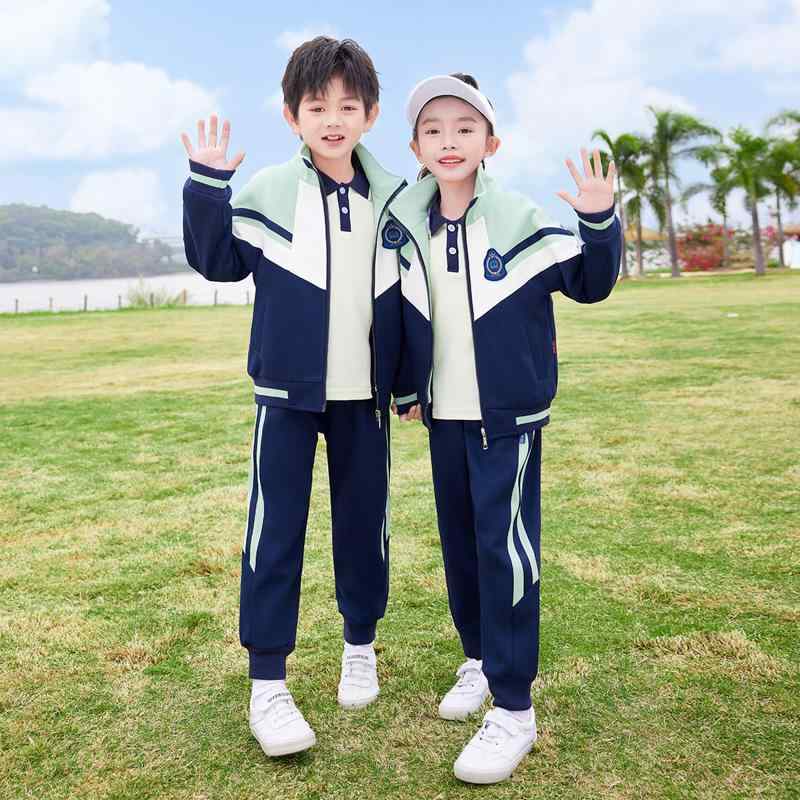 学生服 ジャージ キッズ ジュニア 小学生 中学生 男女兼用 春秋 運動会 体育祭 スクール クラブ活動 普段着 部屋着 カジュアル アカデミー風 スポーティ ソフト 綿 セットアップ 三点セット ジップアップ フードなし