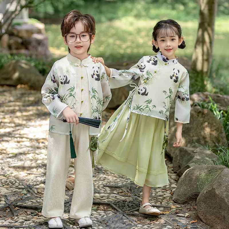 民族衣装 キッズ 子供 男の子 女の子 男女兼用 漢服 古風 中国風 唐装 セットアップ 上下セット 長袖 パンダ柄 綿 ポリエステル 柔らかな肌触り 発表会 演出 イベント 学芸会 コスチューム 衣装 春秋