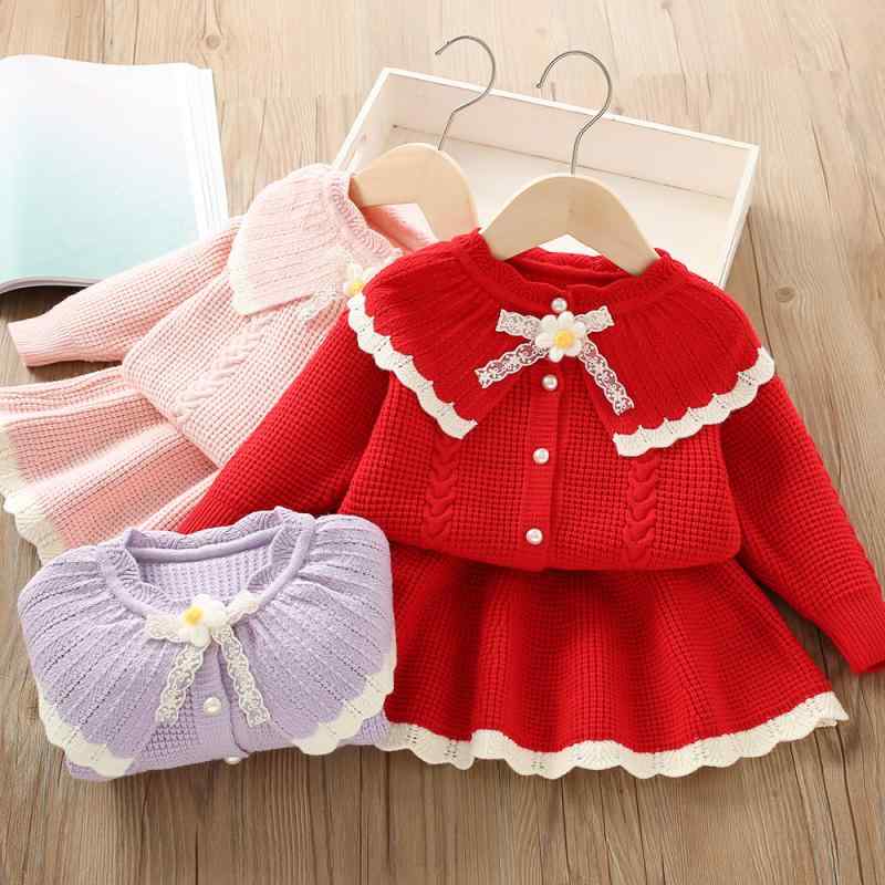 ニットセットアップ 女の子 キッズ 女児 秋冬 かわいい おしゃれ 韓国風 無地 長袖 カーディガン ソフトな着心地 アクリル素材 レッド ピンク パープル 普段着 お出かけ ツーピース 2点セット