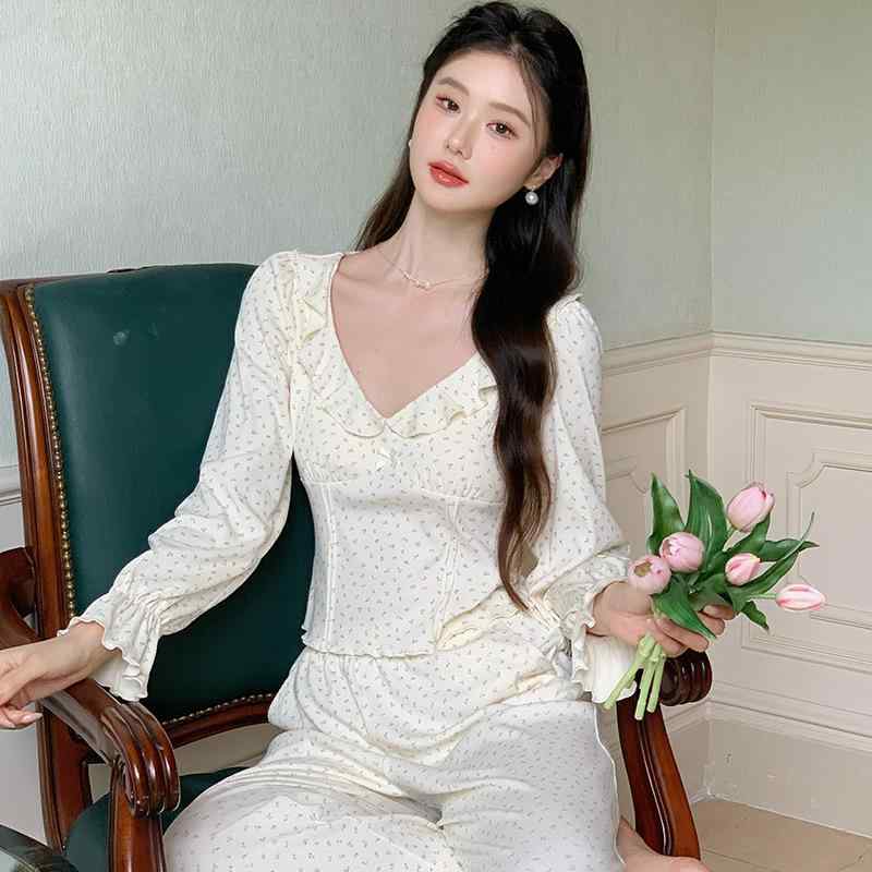 パジャマ レディース 長袖 ロングズボン下 セットアップ フレンチ表現スタイル 愛くるしげ 妃殿下風 綿 綿織物 モダール 薄っぺら 秋 お部屋お召しもの お部屋着 ワンマイルウェア 好いたらしい 心地よい
