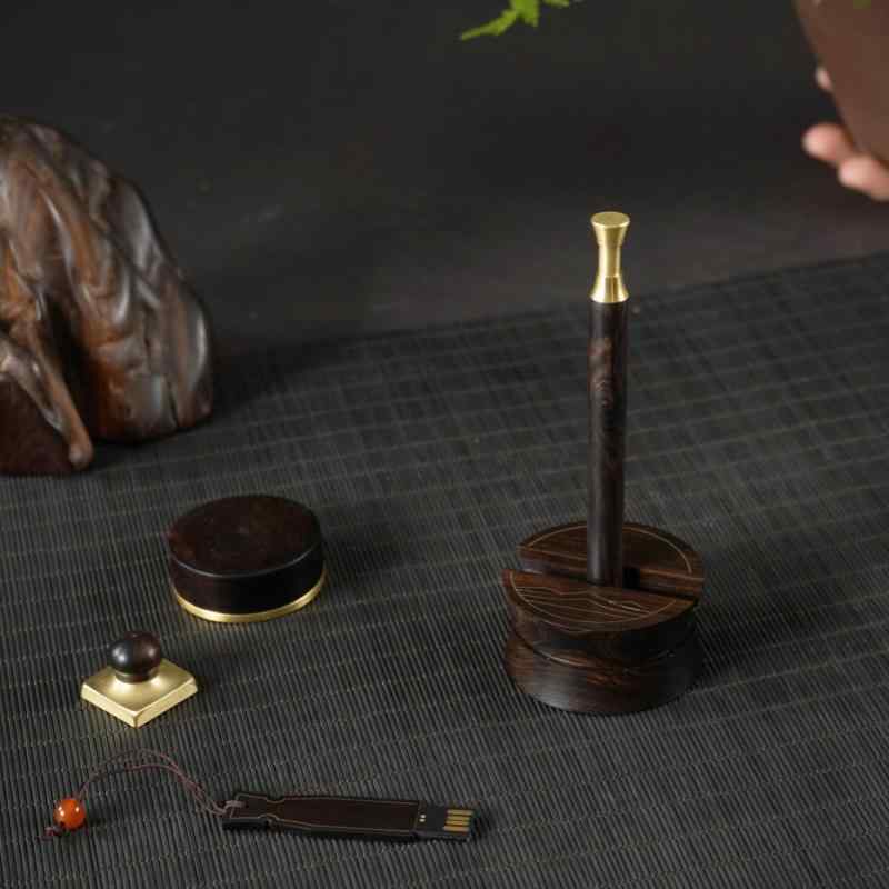 文房具 文具セット 0.5mm 真鍮ペン 印鑑 朱肉入れ 黒檀 無垢材 クラシック 高級感 おしゃれ デスク 書斎 オフィス｜花りぼん