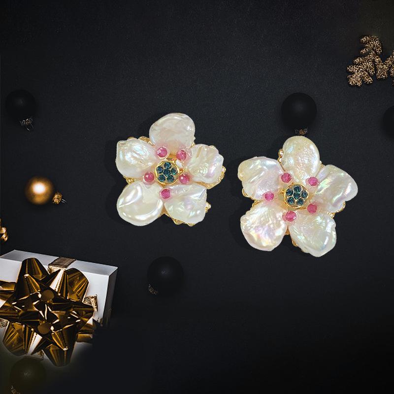 ピアス レディース 天然淡水パール 925シルバー 梅の花型 シンプル おしゃれ カジュアル オフィス デイリーユース エレガント 高見え アクセサリー