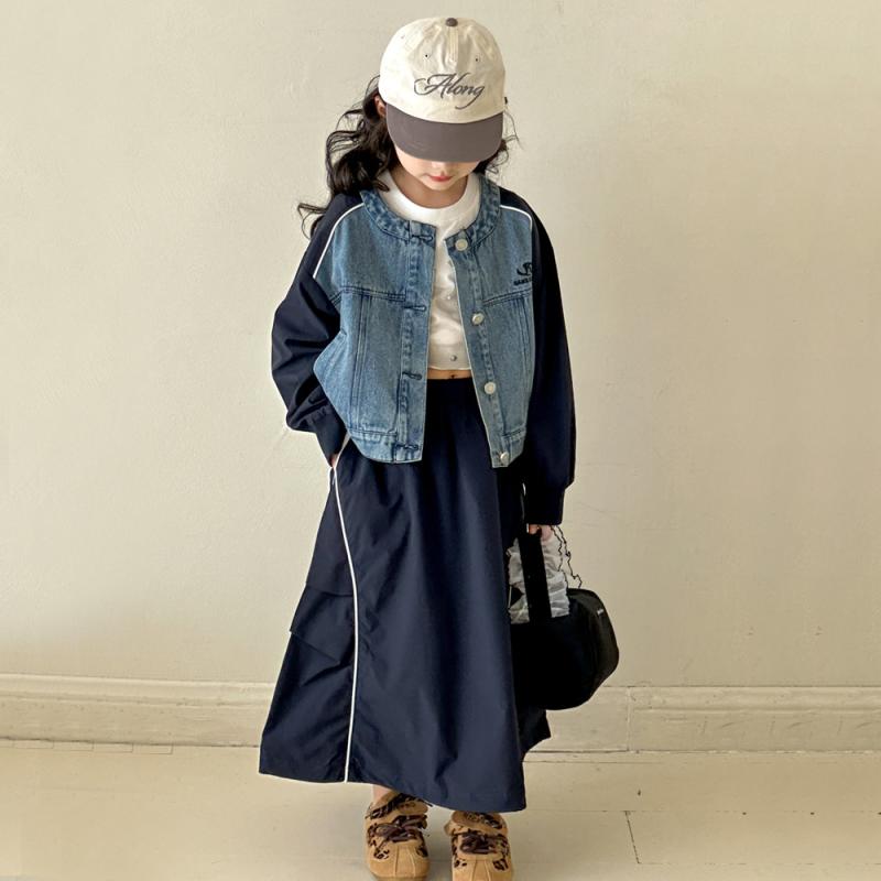 ジャケット キッズ 女の子 ジュニア デニムジャケット 春夏 Gジャン 韓国風 オルチャン ブルー 青色 切り替え コットン素材 ラウンドネック 長袖 ソフト加工 柔らかな肌触り おしゃれ カジュアル 通学 お出かけ トップス