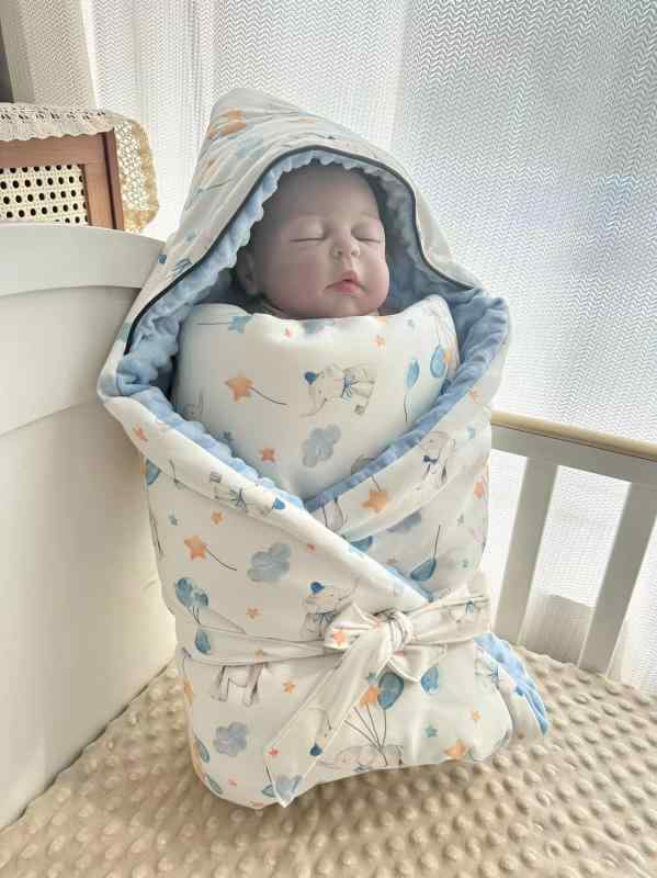 抱っこ布団 おくるみ ベビー 新生児 幼児 ポリエステル 徳絨 ニット ぽこぽこボア 厚手 保温 あったか ふわふわ 柔らか 極上の柔らかさ イラスト お出かけ用 安全 安心 秋冬