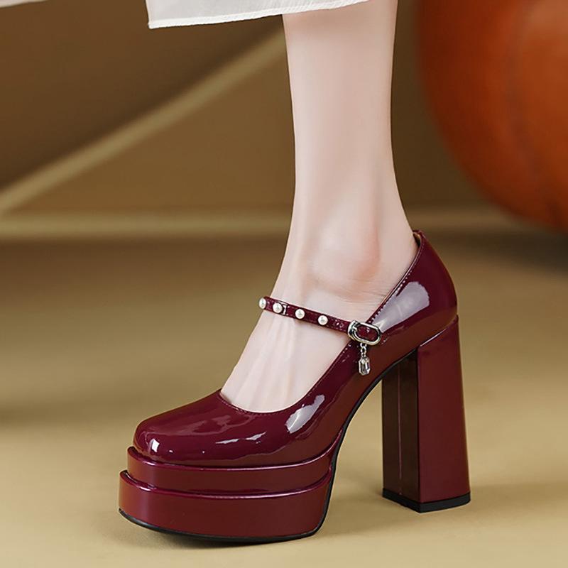 靴 パンプス レディース 女性用 12cm ハイヒール エナメルレザー 厚底 太ヒール チャンキーヒール バックル ストラップ スクエアトゥ マリメリーシューズ パーティー 結婚式 フォーマル お呼ばれ ブラック ワインレッド|花りぼん