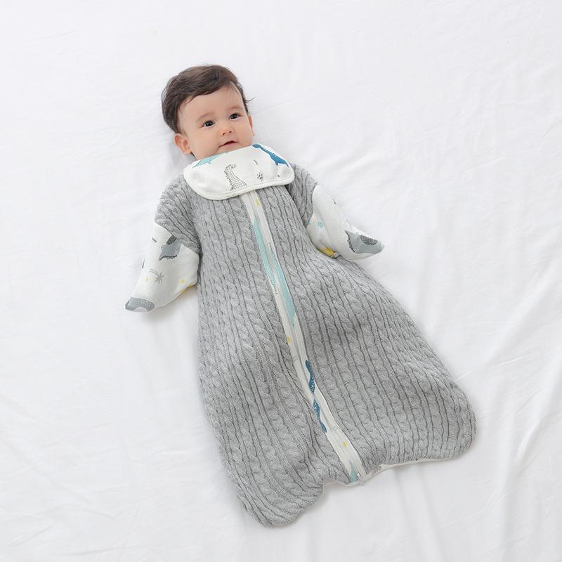 寝袋 ベビー 新生児 おくるみ スワドル 着るタイプ モロー反射対策 寝冷え防止 ニット コットン 綿100% 厚手 通気性 秋冬 冬用 恐竜柄 アニマル柄