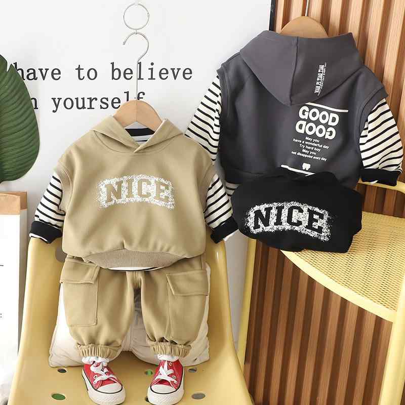 セットアップ キッズ 男の子 男児 ベビー服 幼児 春秋 フード付き 長袖Tシャツ ベスト 長ズボン 3点セット 上下セット 韓国風 カジュアル 綿 コットン ソフト ロゴプリント ブラック グレー カーキ おしゃれ