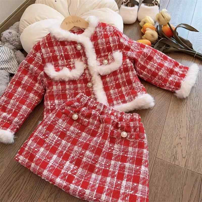 キッズ 女の子 子供服 上品なデザイン 韓国風 チェック柄 お正月 新年服 フォーマル セットアップ 秋冬物 厚手 あったか 中綿入り 赤 レッド スカートセット 長袖