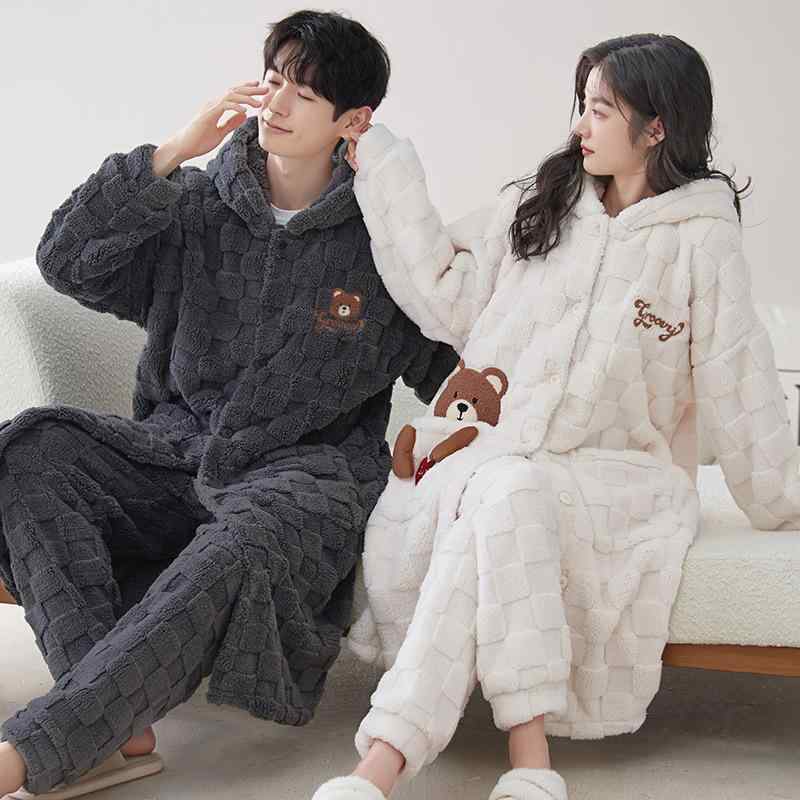 ルームウェア カップル ペア 男女兼用 秋冬 フランネル サンゴフリース 厚手 裏起毛 中綿入り 保温 あったか ふわふわ もこもこ 長袖 長ズボン セットアップ フード付き パジャマ 寝巻き 部屋着 高級感 快適 リラックス