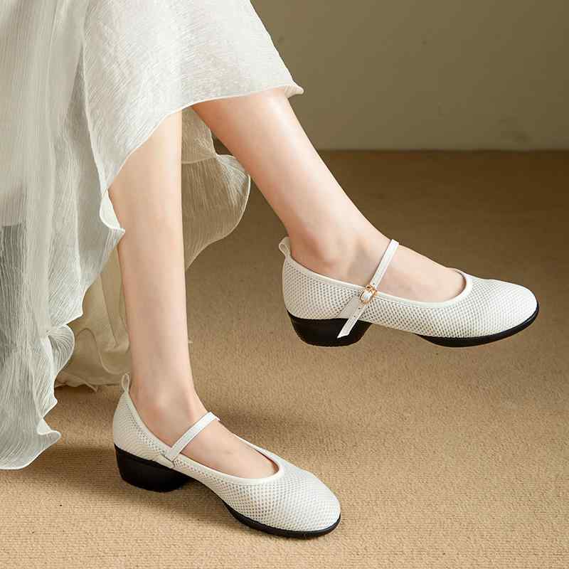 ダンスシューズ レディース シニア 女性用 春夏秋用 ソフトソール 軽量 衝撃吸収 メッシュアッパー 透湿 吸汗 バックル ストラップ スクエアトゥ 社交ダンス モダンバレエ ラテン ホワイト