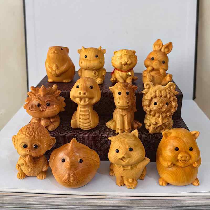 置物 十二支 木彫り 柏木 無垢材 手作り 縁起物 原木調 デスク インテリア 開運 風水 全種セット 工芸品 フィギュア