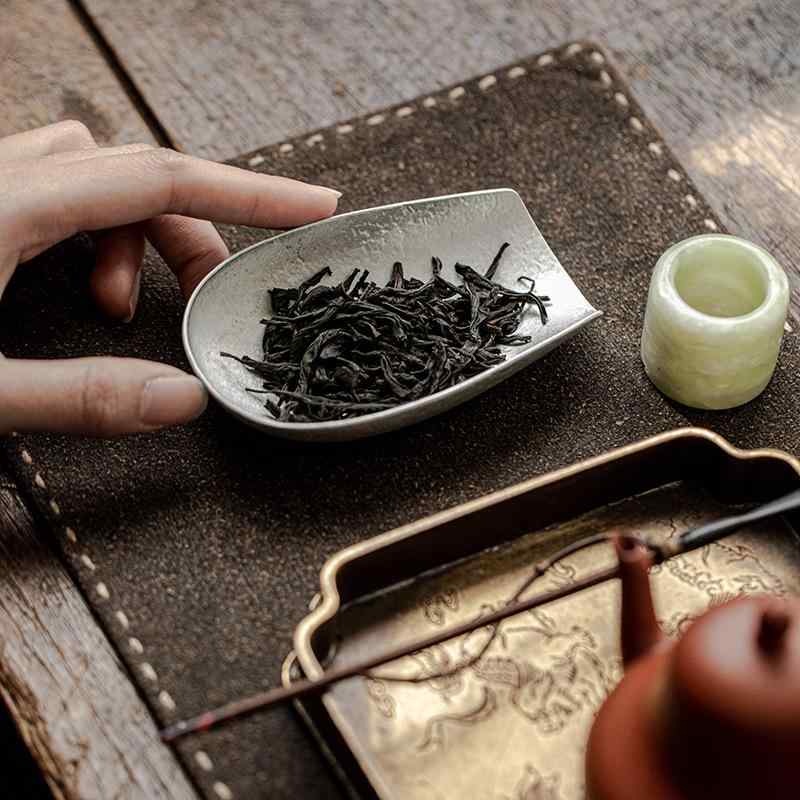 茶道具 錫製 鎚目模様 手作り ハンドメイド 茶則 茶荷兼用 禅スタイル 中華風 和モダン 上質 高級感 洗練されたデザイン こだわりの逸品 茶葉用 茶さじ 普段使い 4,251円