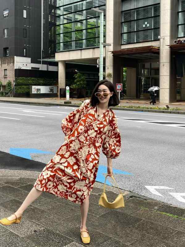 ワンピース レディース 春夏 Vネック 花柄 コットン 長袖 ミモレ丈 不規則ヘム 切り替え Aライン レトロ 通勤 カジュアル 上品|花りぼん