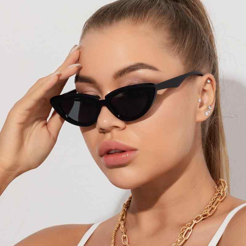 サングラス ユニセックス レトロ 三角 キャットアイ UVカット 紫外線カット 街着 ビーチ アウトドア 日焼け防止 ファッション|花りぼん