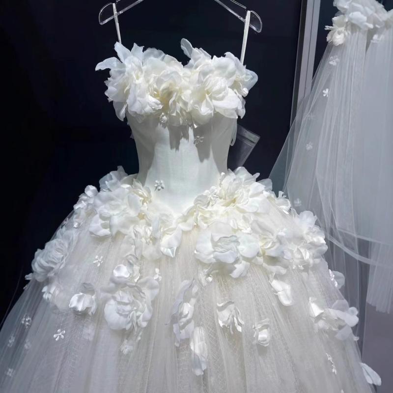 ウェディングドレス レディース ビスチェドレス ロング プリンセスライン フレンチレトロ 挙式 結婚式 花嫁 立体花飾り Aライン オフショルダー トレーン クラシック｜花りぼん