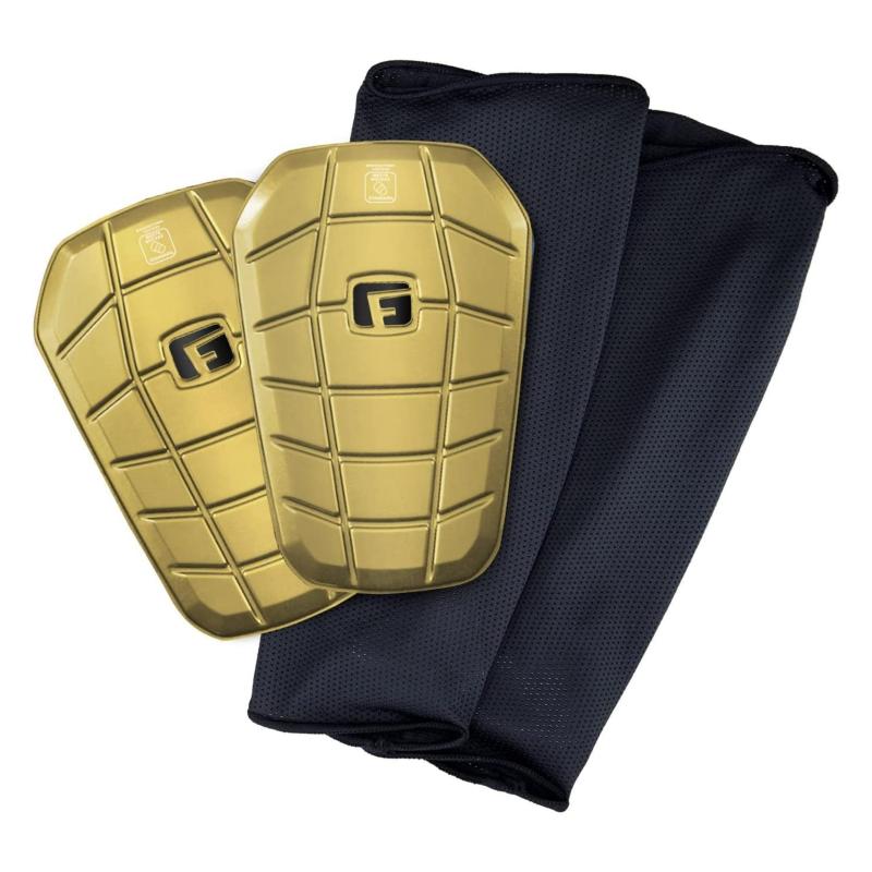 G-Form Pro-S ブレード サッカー すね当て - 大人用すね当て - 保護用すね当て - 24Kゴールド L