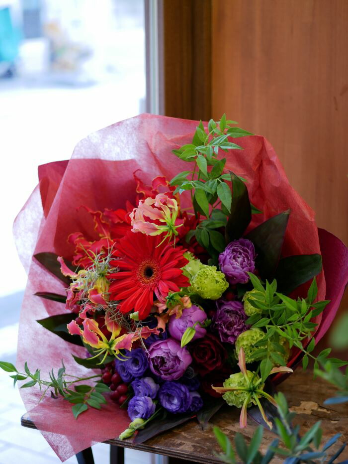 花束 フラワー 花 かわいい 誕生日 お祝 開店祝い プレゼント ガーベラ トルコキキョウ ヒペリカム グロリオ ブーサ ブーケ 送料無料 Monitor Systems Com