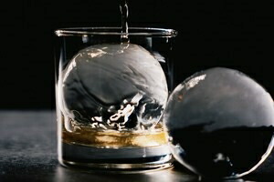 丸氷製氷機　ホームバーテンダーON-12 ※発送に3〜4営業日かかります画像