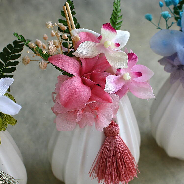 楽天市場 プリザーブドフラワーお供え花のアレンジ 天雪 あまゆき お供え 仏花 ご仏前 仏壇 献花 初盆 仏事 命日 お盆 供花 お彼岸 ペット 送料無料 リビング 花うるる 花でうるおう毎日