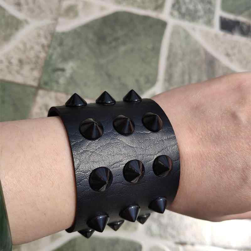 楽天市場】スタッズ ブレスレット 鋲リストバンド 本革ブレスレット