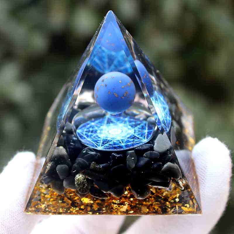 楽天市場】ピラミッド 置物 車内飾り インテリア 小物 アメジスト