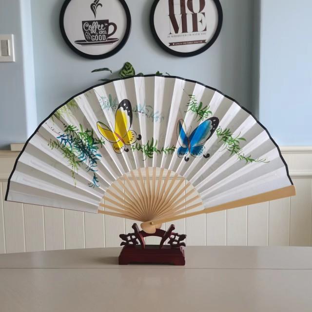 E-4昭和レトロ 置物 装飾 飾り 縁起物 扇子 ガラスケース付き 箱付き 楽天市場】【中古】 純銀製 扇飾り ガラスケース付き 縁起物 昭和