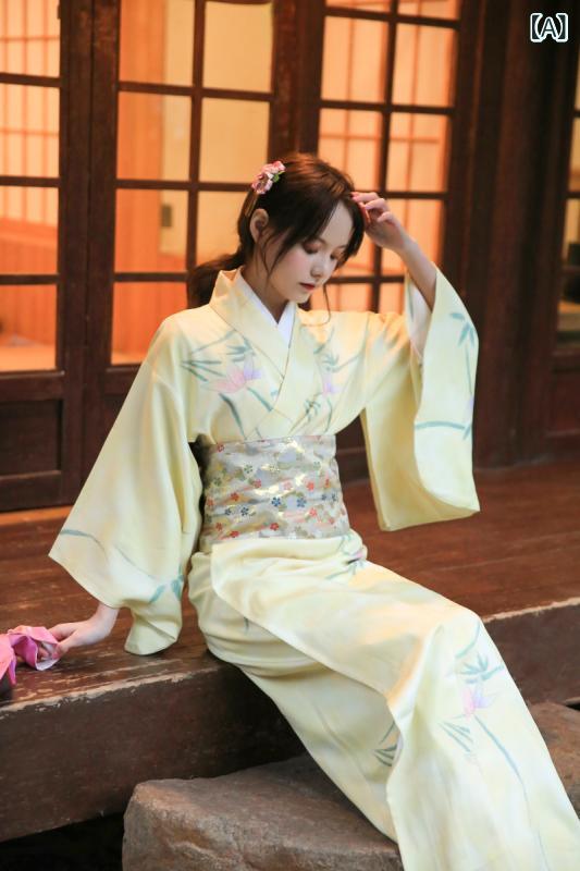 お召しもの レディース 組み換えるお召しもの 飾り気の無い着付け フォーマル 礼装 お呼ばれ 御芽出度 茶の葉会 淡黄味がかった 水仙柄 ハリ感 種類釣りあい ポリエステル原料品 今めかしい