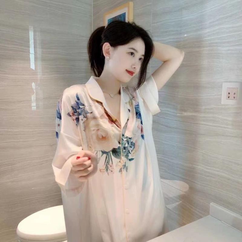 ルームウェア レディース 春夏 パジャマ 部屋着 半袖 ショートパンツ セットアップ Vネック 接触冷感 ゆったり 大きいサイズ 猫柄 花柄 かわいい おしゃれ｜Hanbok Home