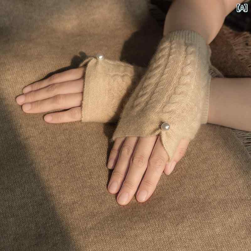 手袋 レディース 女性用 カシミヤ 秋冬 指なし ハーフフィンガー ケーブル編み 保温 防寒 あたたかい アームウォーマー 腕カバー パール パール飾り ファッション おしゃれ 通勤 普段使い 高級感