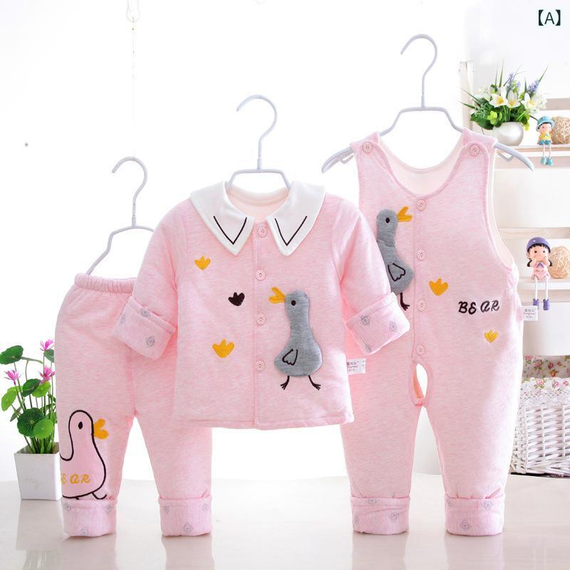 ベビー服 新生児 赤ちゃん 男女兼用 綿 コットン 薄手 保温 あったか 秋冬 アウター ジャケット 三点セット セットアップ かわいい 動物柄 出産祝い