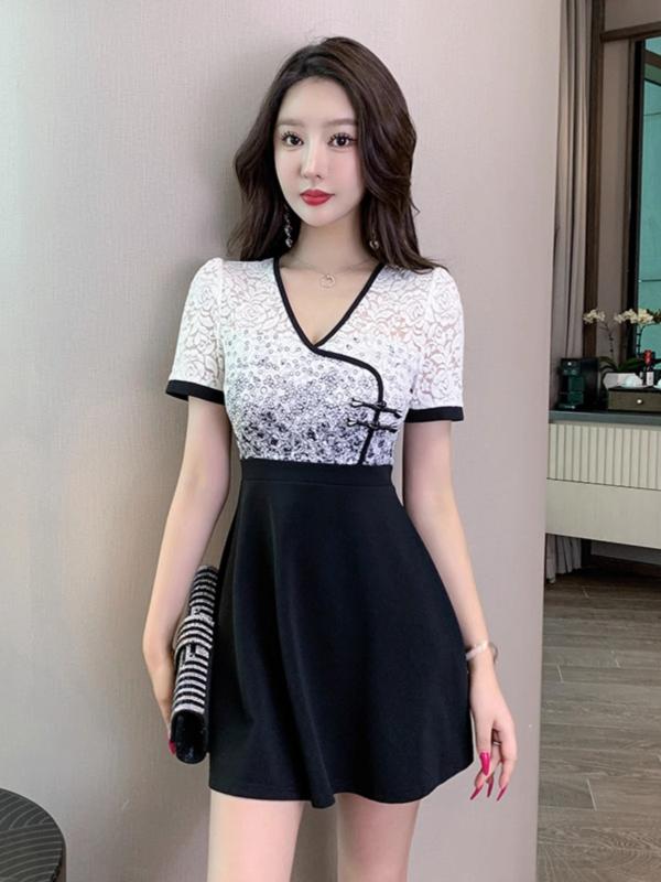 ワンピース レディース 女性用 美容サロン エステ フットケア セラピスト 制服 ユニフォーム ブラック 半袖 Vネック ショート丈 スタイルアップ エレガント 吸湿速乾 ポリエステル