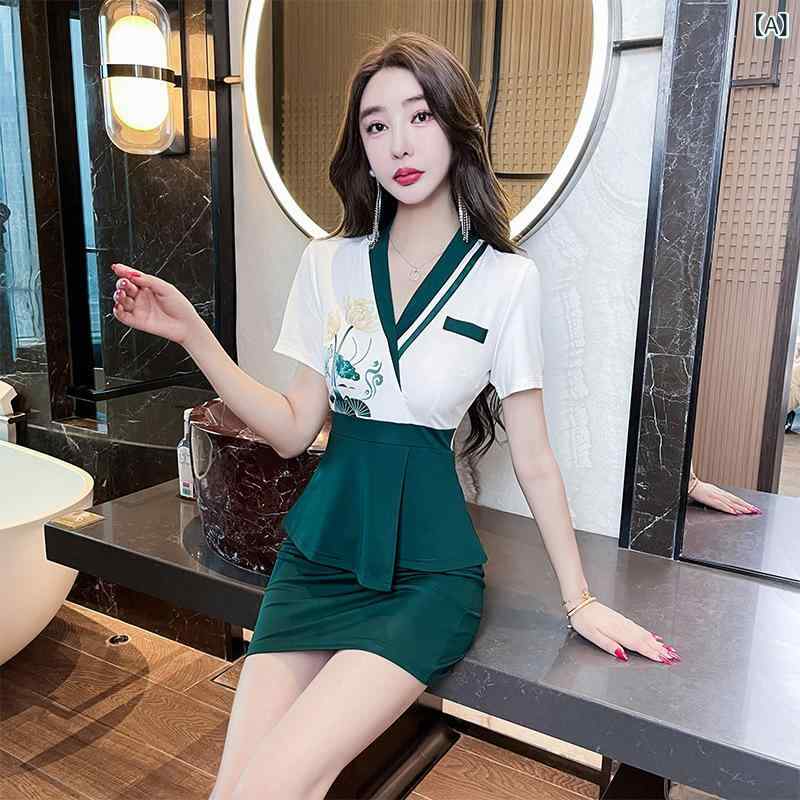 セットアップ レディース 美容師 エステティシャン 制服 ユニフォーム Vネック 半袖 細見え スタイルアップ 上品 エレガント 薄手 軽量 吸湿速乾 伸縮性 春夏秋 グリーン ブラック 6,383円