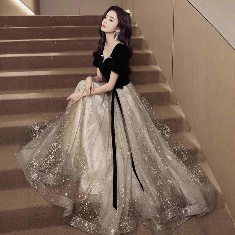 ドレス レディース 黒 ブラック パーティー 結婚式 二次会 お呼ばれ フォーマル ロングドレス Aライン Uネック 半袖 高級感 エレガント 上品 ポリエステル