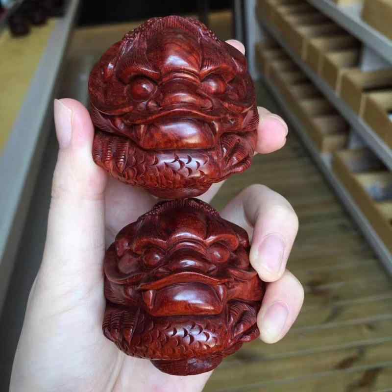 健康球 希少な紫檀製 高級紅木 開運 貔貅 縁起の良い 吉祥龍 精巧な手彫り 脳トレ 掌玩物 癒しの手遊び 木製 手遊び道具 コレクターズアイテム