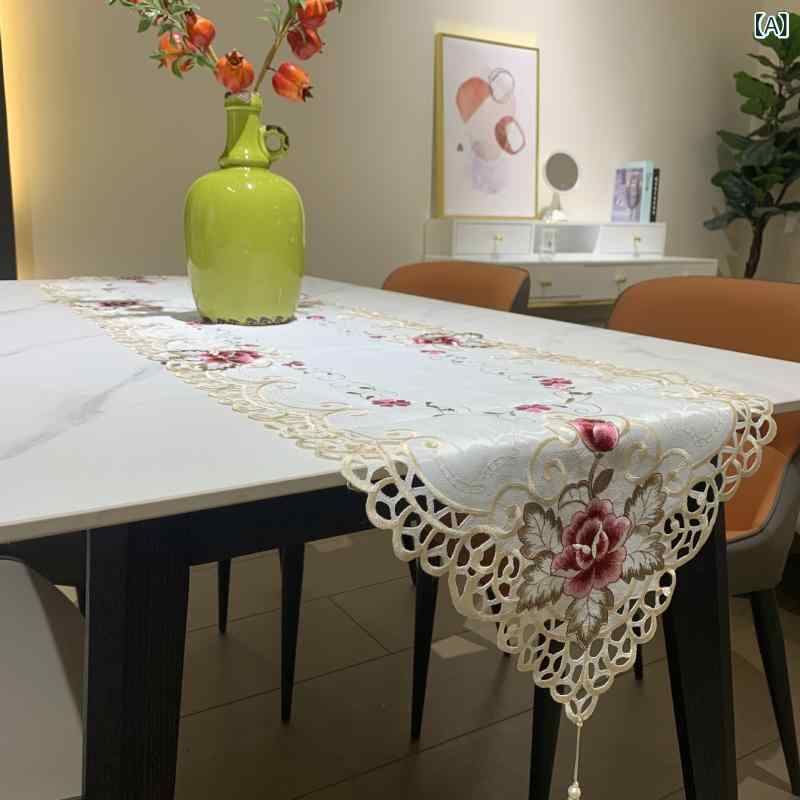 テーブルランナー モダン シンプル 花柄 刺しゅう カットワーク タッセル コーヒーテーブル リビング ダイニング ポリエステル ホワイト 上品 エレガント