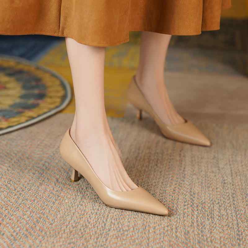 パンプス レディース 痛くない 歩きやすい ローヒール ピンヒール ポインテッドトゥ チャンキーヒール 太ヒール 走れる 疲れない 結婚式 通勤 美脚 フォーマル｜Hanbok Home