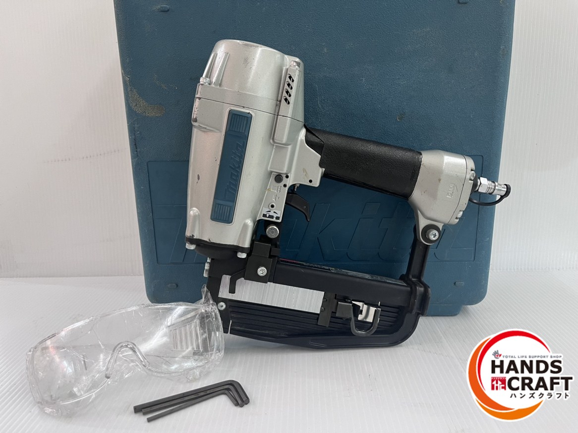 ★【中古】マキタ makita 常圧 エアタッカ AT1150 一般圧 中古品