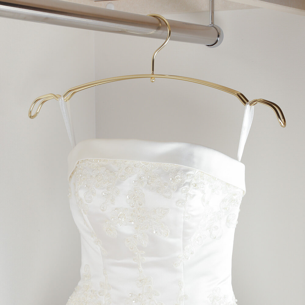 【楽天市場】ハンガー ウェディングドレス用TSW2268BR ゴールドツヤ消し 20本【送料無料】レディス ウェディング ドレス ワンピース